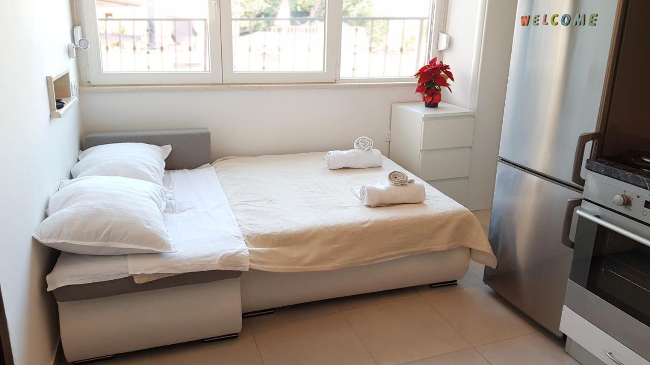 Holiday Home Gustirna Selca  Oda fotoğraf